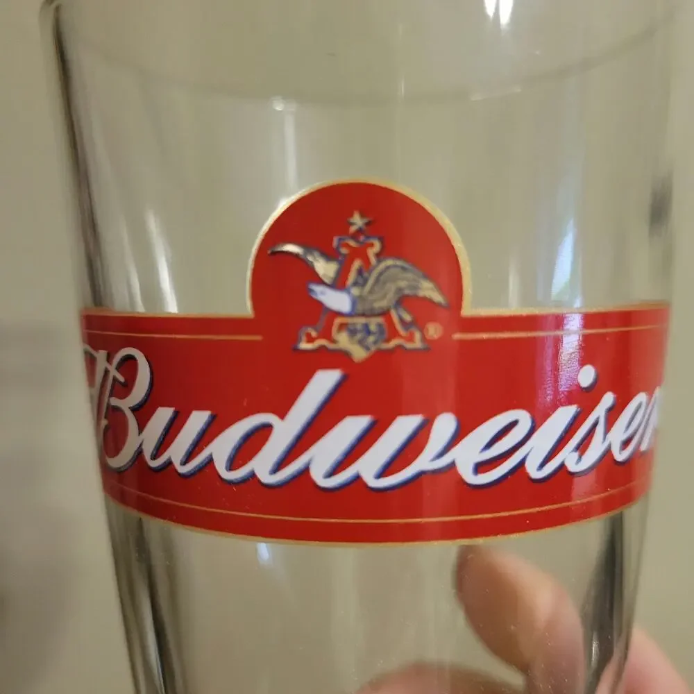 2 Vintage Budweiser Pint Beer Glasses , Anheuser Busch 16oz Barware